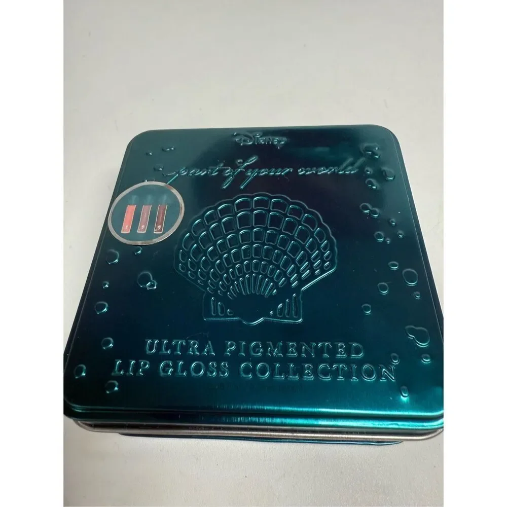 NWOT Disney’s Little Mermaid “Part Of Your World” Lip Gloss Collection in Tin